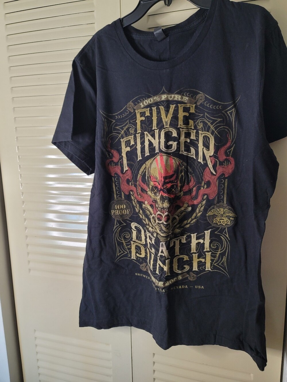 Five Finger Death Punch "Brewed in Las Vegas" Whiskey Label XLarge T Shirt